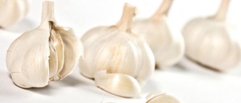 Garlic is a product for men's health that increases potency. 